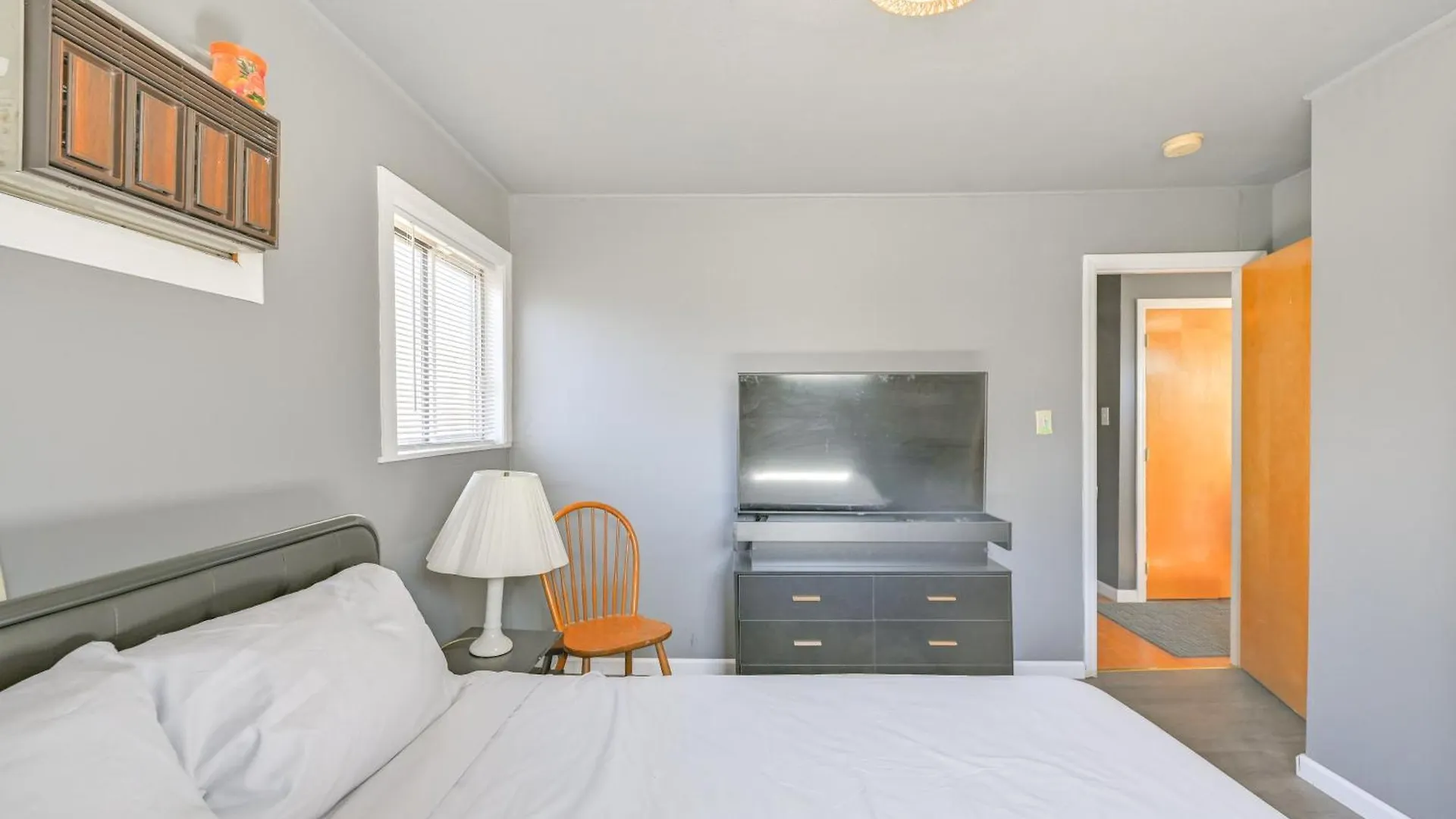 4 Mi To Lirr Station Nice Home In West Babylon! United States